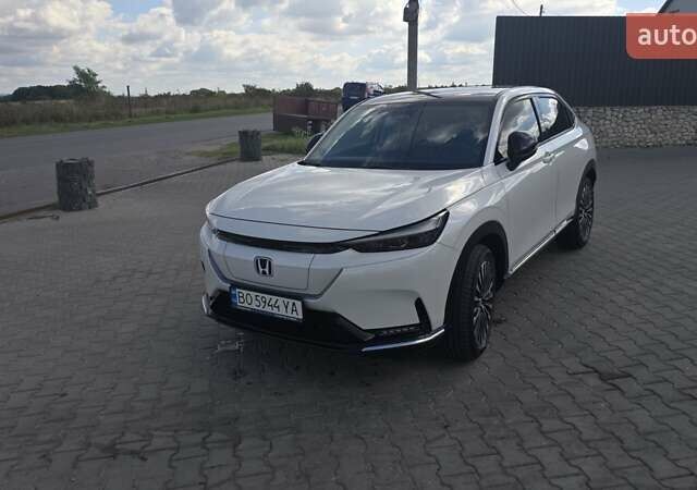 Белый Хонда eNS1, объемом двигателя 0 л и пробегом 44 тыс. км за 19900 $, фото 1 на Automoto.ua