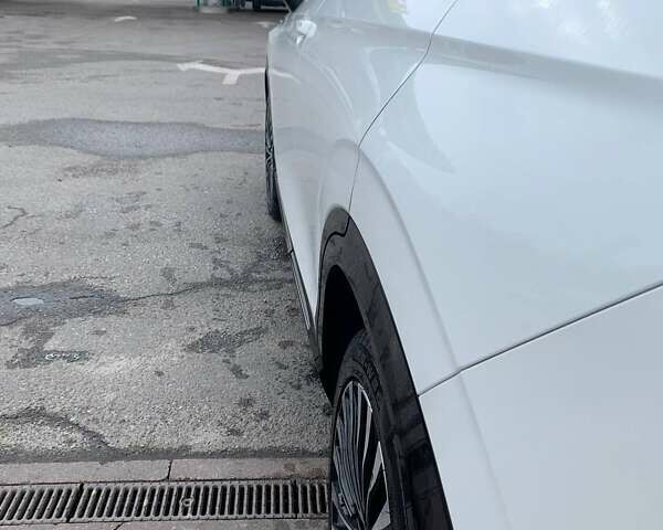 Белый Хонда eNS1, объемом двигателя 0 л и пробегом 67 тыс. км за 21000 $, фото 9 на Automoto.ua