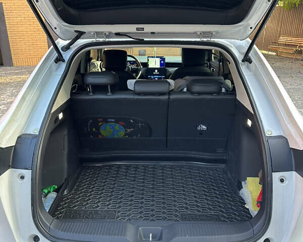 Белый Хонда eNS1, объемом двигателя 0 л и пробегом 8 тыс. км за 19500 $, фото 39 на Automoto.ua