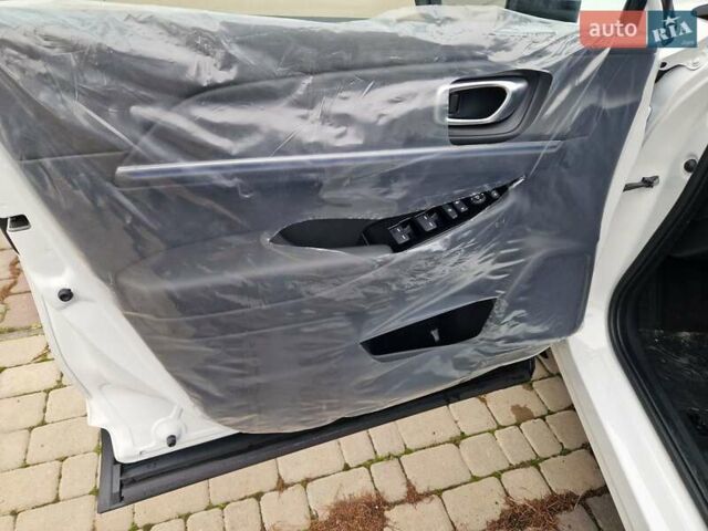 Белый Хонда eNS1, объемом двигателя 0 л и пробегом 1 тыс. км за 20700 $, фото 16 на Automoto.ua