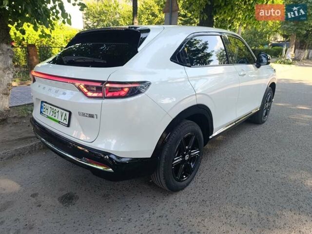 Белый Хонда eNS1, объемом двигателя 0 л и пробегом 15 тыс. км за 17300 $, фото 4 на Automoto.ua