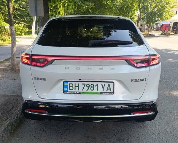 Белый Хонда eNS1, объемом двигателя 0 л и пробегом 15 тыс. км за 17300 $, фото 5 на Automoto.ua