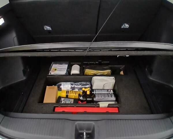 Белый Хонда eNS1, объемом двигателя 0 л и пробегом 24 тыс. км за 17500 $, фото 20 на Automoto.ua