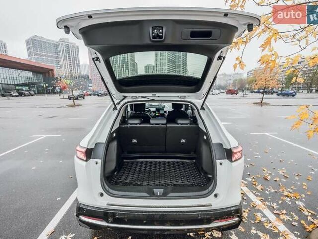 Белый Хонда eNS1, объемом двигателя 0 л и пробегом 12 тыс. км за 17500 $, фото 6 на Automoto.ua