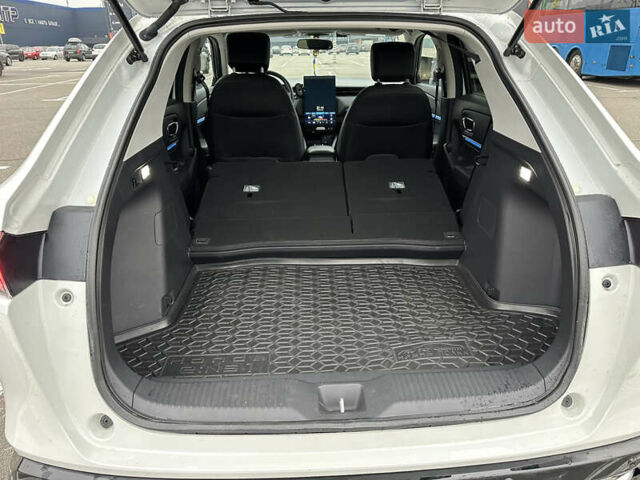 Білий Хонда eNS1, об'ємом двигуна 0 л та пробігом 8 тис. км за 17000 $, фото 13 на Automoto.ua