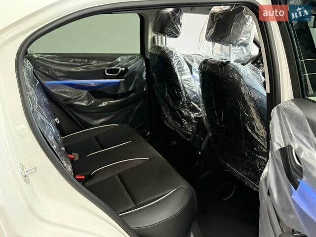 Белый Хонда eNS1, объемом двигателя 0 л и пробегом 1 тыс. км за 17499 $, фото 12 на Automoto.ua