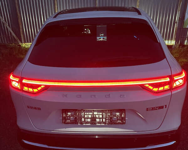 Белый Хонда eNS1, объемом двигателя 0 л и пробегом 1 тыс. км за 19999 $, фото 2 на Automoto.ua