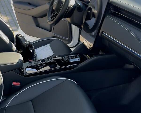 Білий Хонда eNS1, об'ємом двигуна 0 л та пробігом 3 тис. км за 22600 $, фото 2 на Automoto.ua