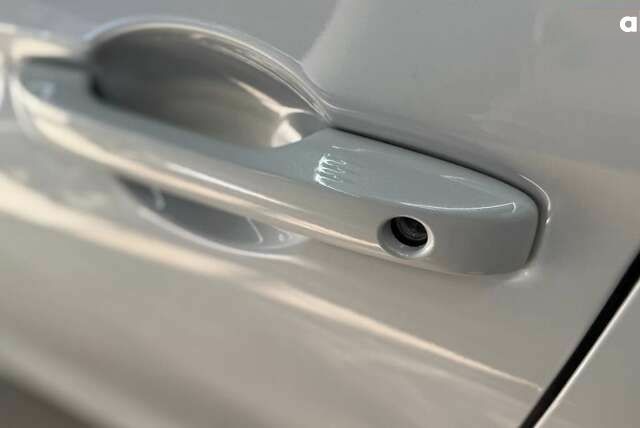 Хонда e:NS1, объемом двигателя 14.86 л и пробегом 1 тыс. км за 18999 $, фото 4 на Automoto.ua