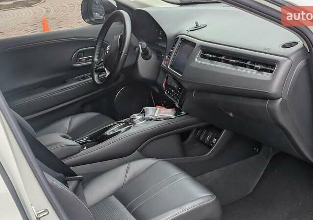 Белый Хонда Everus VE-1, объемом двигателя 0 л и пробегом 32 тыс. км за 16199 $, фото 2 на Automoto.ua