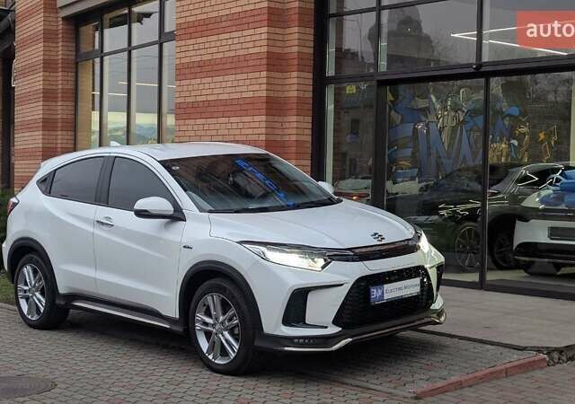 Белый Хонда Everus VE-1, объемом двигателя 0 л и пробегом 32 тыс. км за 16199 $, фото 3 на Automoto.ua