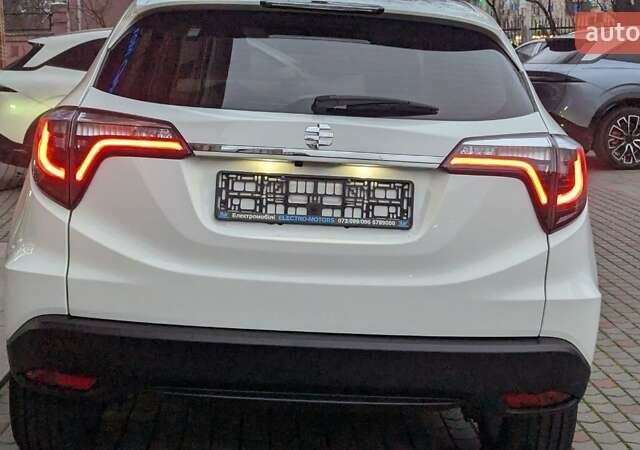 Белый Хонда Everus VE-1, объемом двигателя 0 л и пробегом 32 тыс. км за 16199 $, фото 5 на Automoto.ua