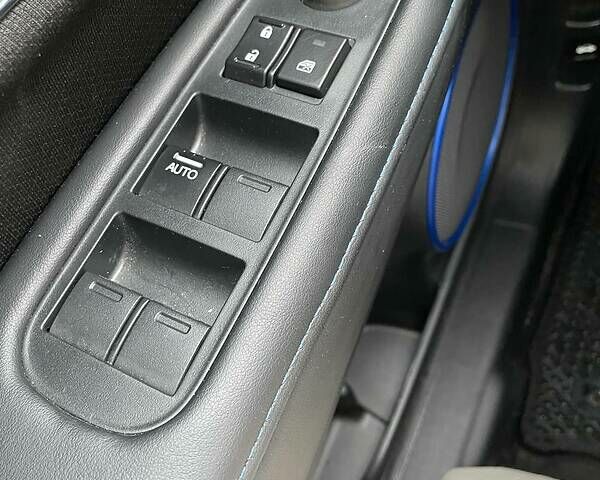 Синий Хонда Everus VE-1, объемом двигателя 0 л и пробегом 65 тыс. км за 16999 $, фото 4 на Automoto.ua