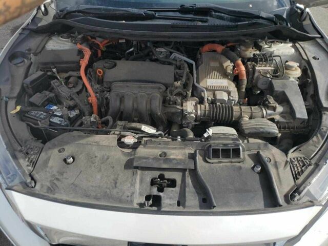 Белый Хонда FCX Clarity, объемом двигателя 1.5 л и пробегом 85 тыс. км за 3600 $, фото 10 на Automoto.ua