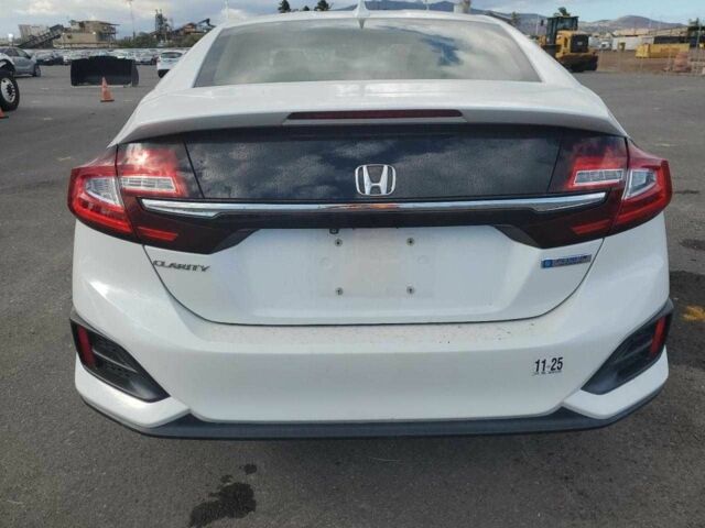 Белый Хонда FCX Clarity, объемом двигателя 1.5 л и пробегом 85 тыс. км за 3600 $, фото 5 на Automoto.ua