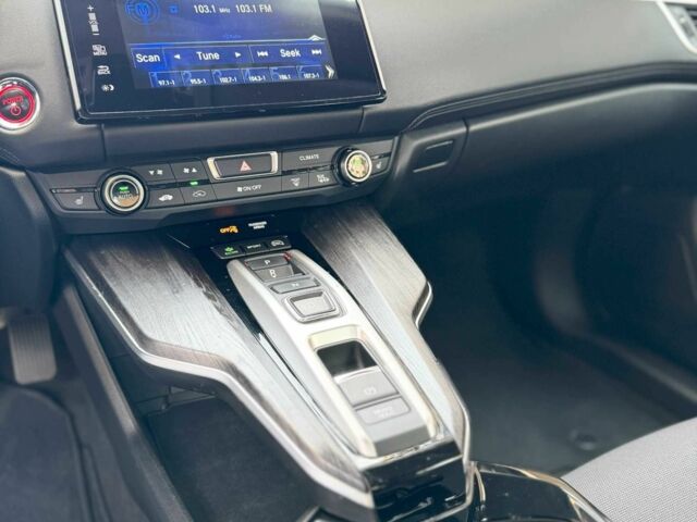 Черный Хонда FCX Clarity, объемом двигателя 1.5 л и пробегом 186 тыс. км за 15000 $, фото 6 на Automoto.ua