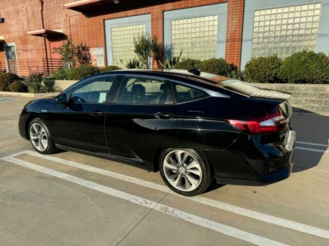 Чорний Хонда FCX Clarity, об'ємом двигуна 1.5 л та пробігом 36 тис. км за 6700 $, фото 3 на Automoto.ua