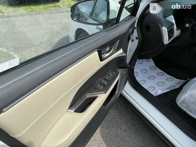 Хонда FCX Clarity, объемом двигателя 1.5 л и пробегом 32 тыс. км за 22999 $, фото 8 на Automoto.ua