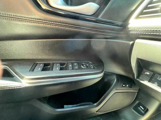 Серый Хонда FCX Clarity, объемом двигателя 1.5 л и пробегом 152 тыс. км за 15450 $, фото 14 на Automoto.ua