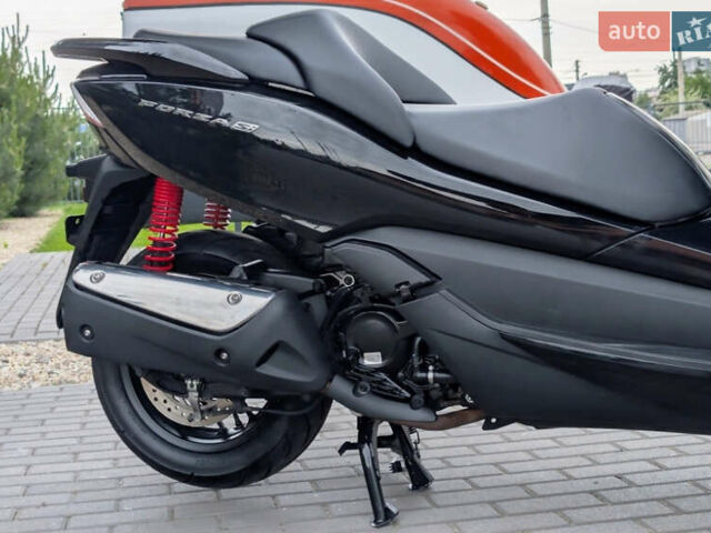 Черный Хонда Forza 250, объемом двигателя 0 л и пробегом 27 тыс. км за 2700 $, фото 4 на Automoto.ua