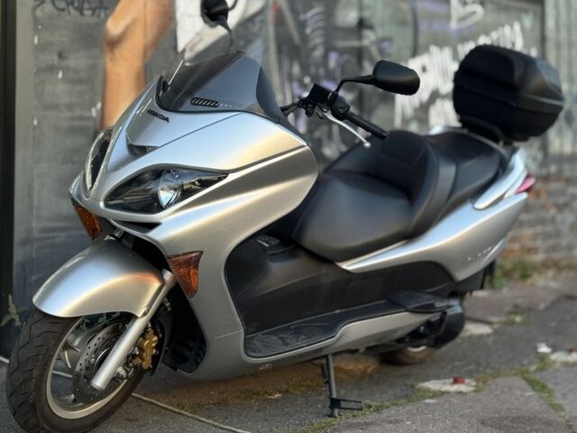 Хонда Forza 250, об'ємом двигуна 0 л та пробігом 0 тис. км за 2800 $, фото 4 на Automoto.ua