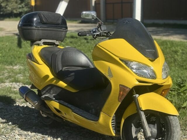 Хонда Forza 250, объемом двигателя 0 л и пробегом 0 тыс. км за 1100 $, фото 2 на Automoto.ua