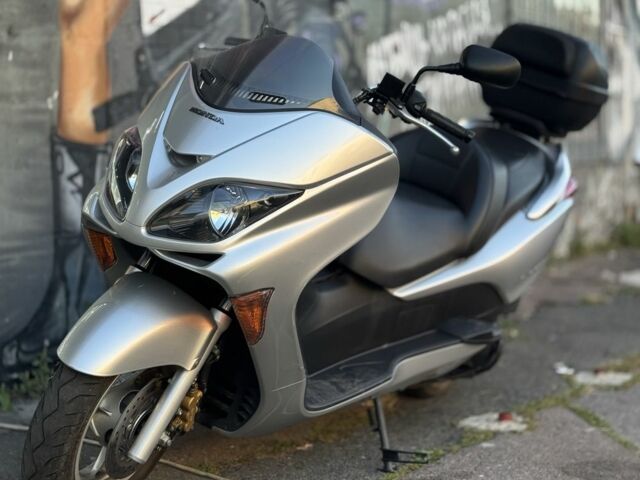 Хонда Forza 250, об'ємом двигуна 0 л та пробігом 0 тис. км за 2800 $, фото 2 на Automoto.ua