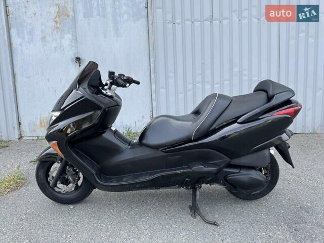 Хонда Forza 250, объемом двигателя 0.25 л и пробегом 18 тыс. км за 2300 $, фото 1 на Automoto.ua