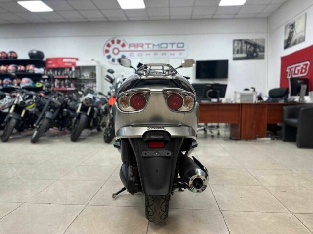 Хонда Forza 250, объемом двигателя 0 л и пробегом 0 тыс. км за 2300 $, фото 4 на Automoto.ua