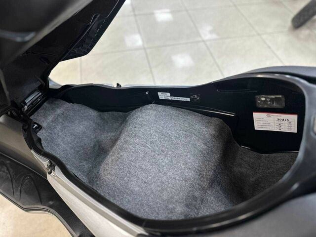 Хонда Forza 250, объемом двигателя 0 л и пробегом 0 тыс. км за 2300 $, фото 16 на Automoto.ua