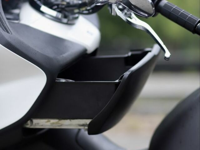 Хонда Forza 250, объемом двигателя 0.25 л и пробегом 0 тыс. км за 3200 $, фото 2 на Automoto.ua