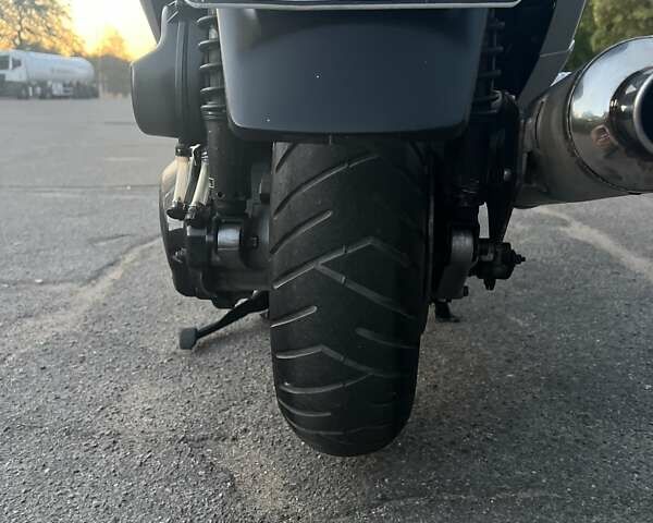 Серый Хонда Forza 250, объемом двигателя 0.25 л и пробегом 34 тыс. км за 1600 $, фото 5 на Automoto.ua