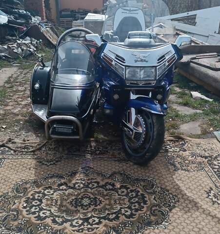 Синий Хонда GL 1500 Gold Wing, объемом двигателя 1.5 л и пробегом 71 тыс. км за 5799 $, фото 9 на Automoto.ua