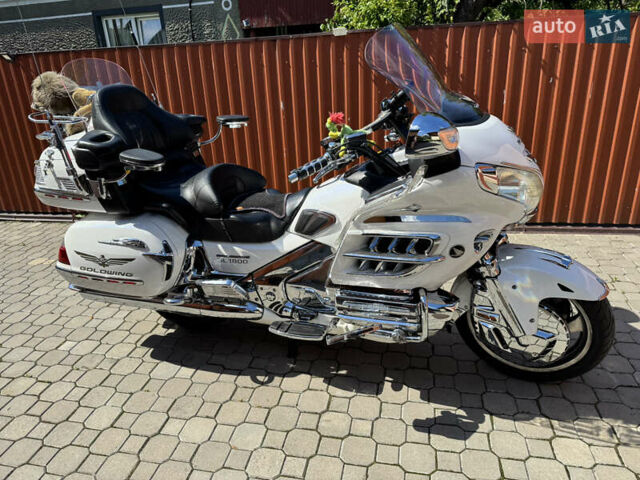 Білий Хонда GL 1800 Gold Wing Tour, об'ємом двигуна 1.6 л та пробігом 57 тис. км за 14300 $, фото 15 на Automoto.ua
