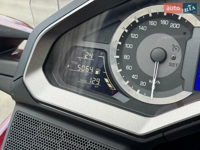 Красный Хонда GL 1800 Gold Wing Tour, объемом двигателя 1.83 л и пробегом 5 тыс. км за 34500 $, фото 27 на Automoto.ua