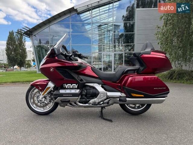 Красный Хонда GL 1800 Gold Wing Tour, объемом двигателя 1.83 л и пробегом 5 тыс. км за 34500 $, фото 19 на Automoto.ua