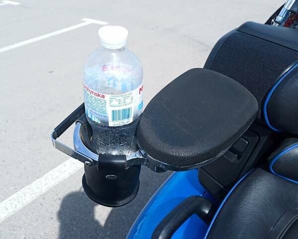 Синий Хонда GL 1800 Gold Wing Tour, объемом двигателя 1.8 л и пробегом 30 тыс. км за 16100 $, фото 10 на Automoto.ua