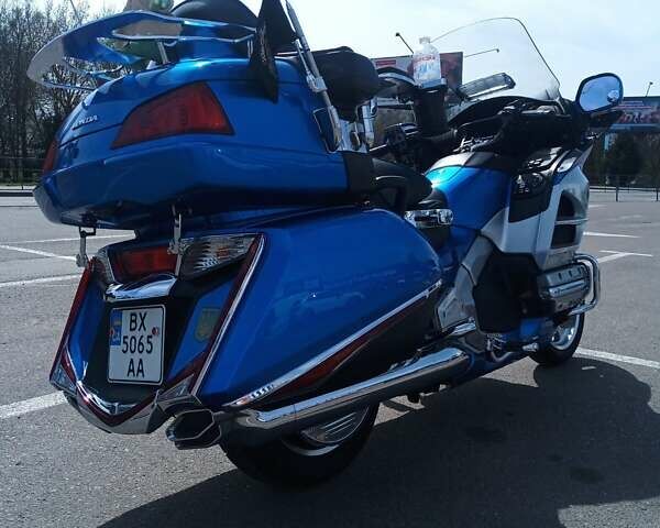 Синий Хонда GL 1800 Gold Wing Tour, объемом двигателя 1.8 л и пробегом 30 тыс. км за 16100 $, фото 5 на Automoto.ua