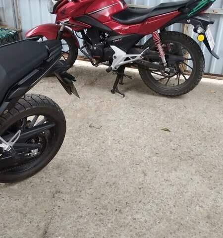 Хонда GLR 125, объемом двигателя 0.12 л и пробегом 19 тыс. км за 2000 $, фото 1 на Automoto.ua