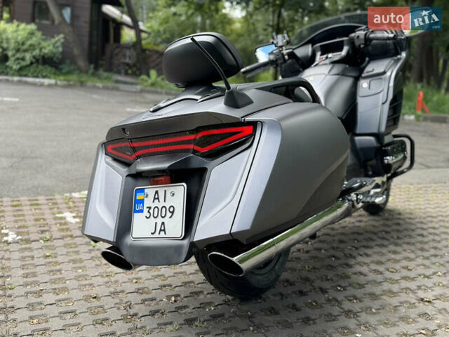 Хонда Gold Wing F6B, объемом двигателя 0 л и пробегом 42 тыс. км за 14000 $, фото 2 на Automoto.ua