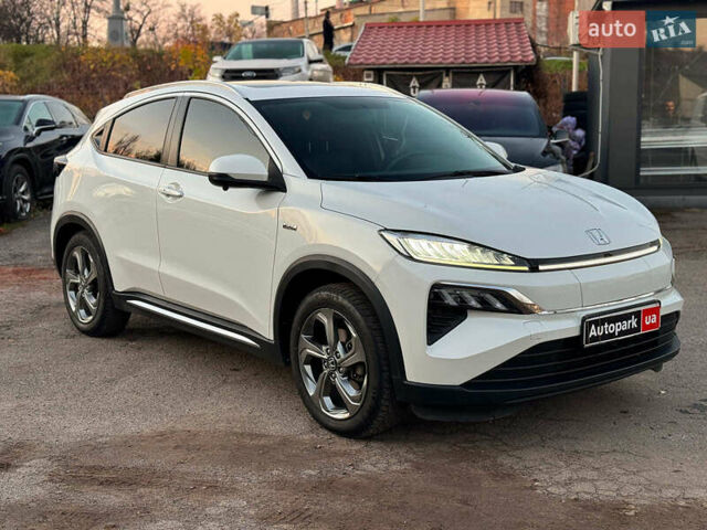 Белый Хонда M-NV, объемом двигателя 0 л и пробегом 87 тыс. км за 17290 $, фото 3 на Automoto.ua