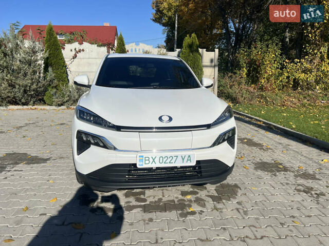 Белый Хонда M-NV, объемом двигателя 0 л и пробегом 48 тыс. км за 15999 $, фото 2 на Automoto.ua