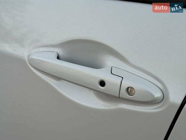 Белый Хонда M-NV, объемом двигателя 0 л и пробегом 87 тыс. км за 17290 $, фото 13 на Automoto.ua