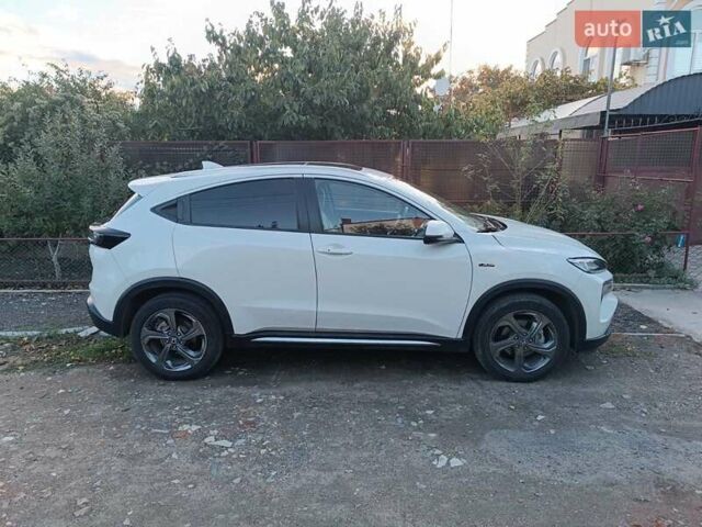 Белый Хонда M-NV, объемом двигателя 0 л и пробегом 50 тыс. км за 16700 $, фото 3 на Automoto.ua