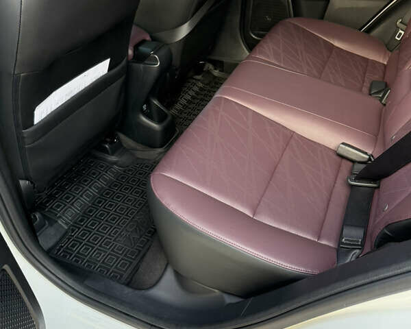 Белый Хонда M-NV, объемом двигателя 0 л и пробегом 23 тыс. км за 18700 $, фото 14 на Automoto.ua