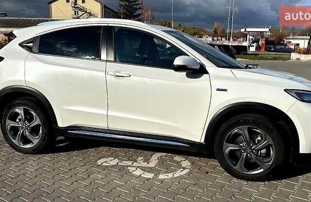 Белый Хонда M-NV, объемом двигателя 0 л и пробегом 25 тыс. км за 16500 $, фото 3 на Automoto.ua