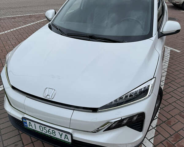 Белый Хонда M-NV, объемом двигателя 0 л и пробегом 26 тыс. км за 19000 $, фото 1 на Automoto.ua