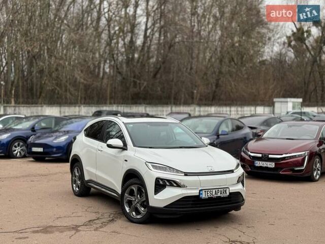 Белый Хонда M-NV, объемом двигателя 0 л и пробегом 39 тыс. км за 16999 $, фото 1 на Automoto.ua