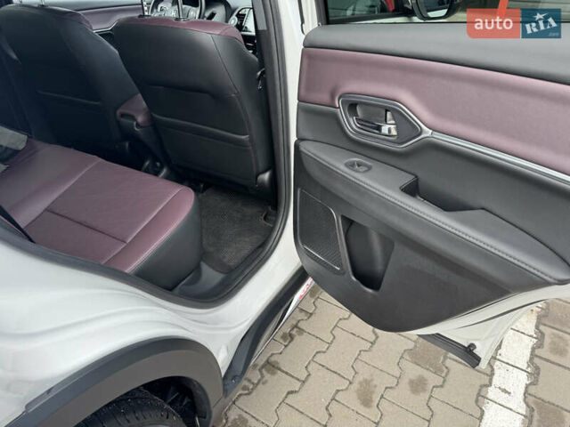 Белый Хонда M-NV, объемом двигателя 0 л и пробегом 81 тыс. км за 16400 $, фото 5 на Automoto.ua