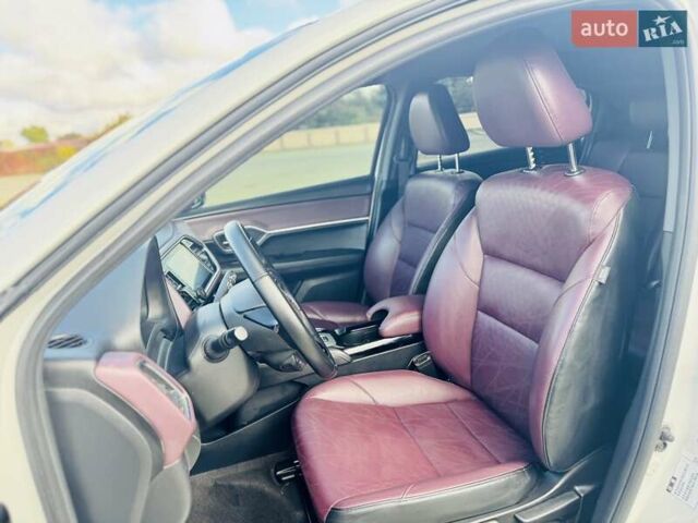 Белый Хонда M-NV, объемом двигателя 0 л и пробегом 80 тыс. км за 16500 $, фото 17 на Automoto.ua